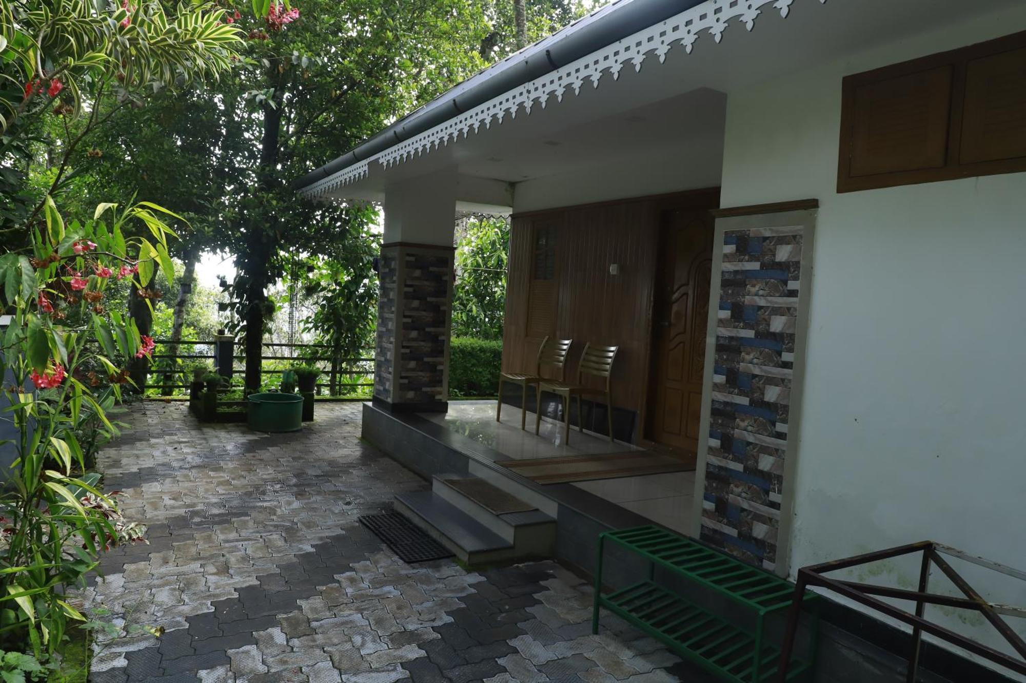 Nature Villa Anachal Exterior photo