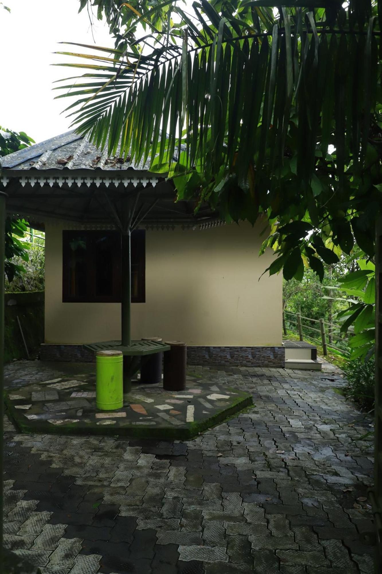 Nature Villa Anachal Exterior photo